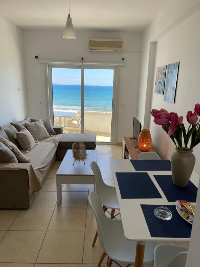 Alex Beach Apartment 31 Lárnaca Exterior foto