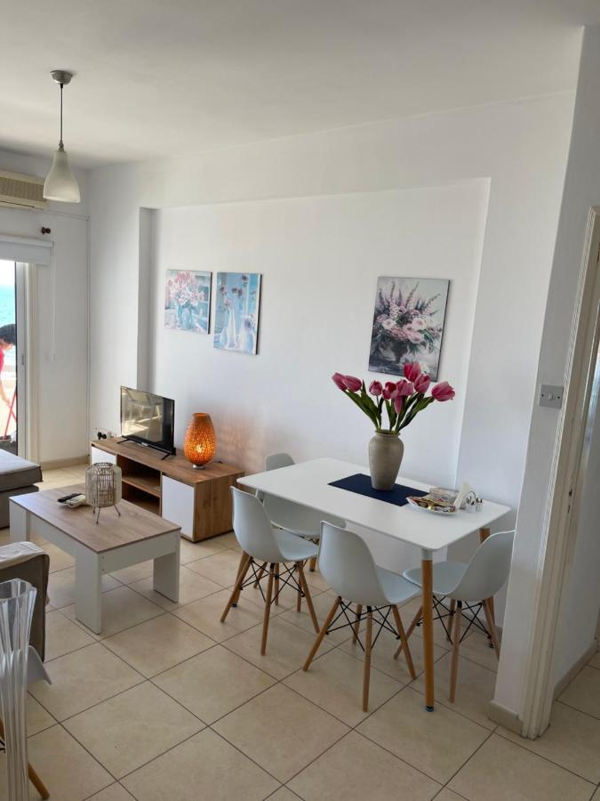 Alex Beach Apartment 31 Lárnaca Exterior foto